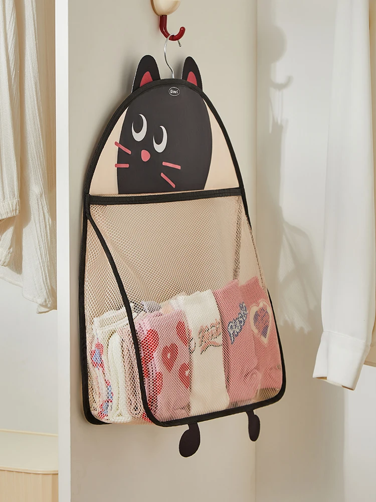 服の収納に迷っているなら、これひとつで空間を解放できる？