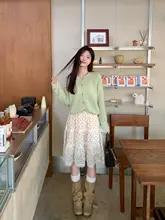 ドット柄のフレアスカート【春用・レースデザイン・フィット・ミディ丈】（セットアップ対応）