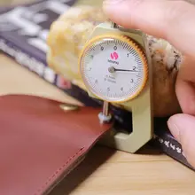 大容量真皮製キーホルダー【手作り・多機能・車用】