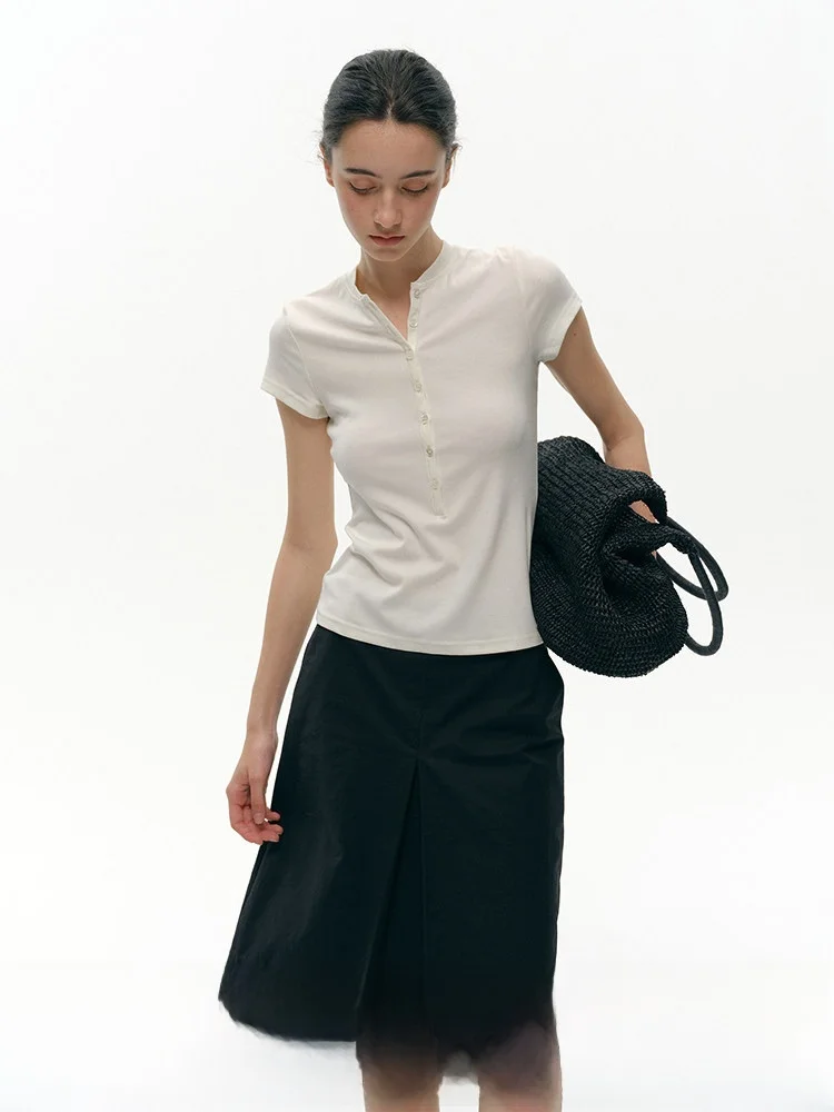 大人可愛い服 40代コーデの完全ガイド｜素材・色・着こなしの秘密