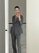 グレー ダブルブレストスーツ【スリムフィット・ビジネス通勤・ベルボトムパンツ】（セットアップ対応）