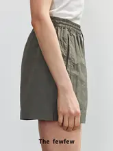 吸湿速乾素材のウエストゴムショートパンツ