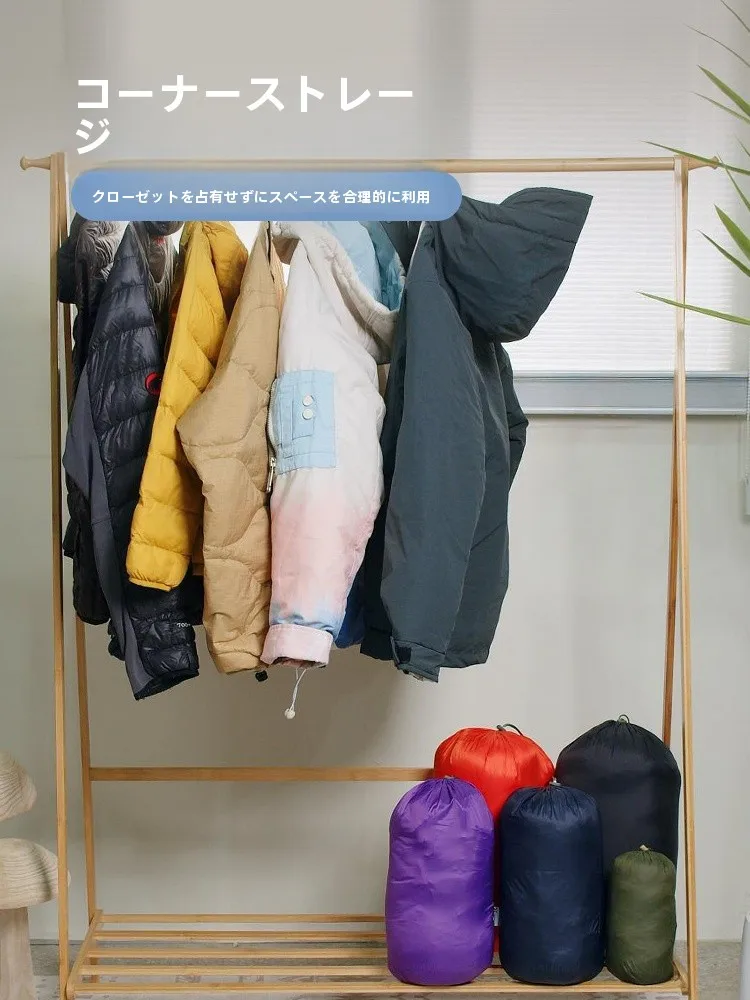 冬キャンプでダウンジャケットを失くさないための収納術は？
