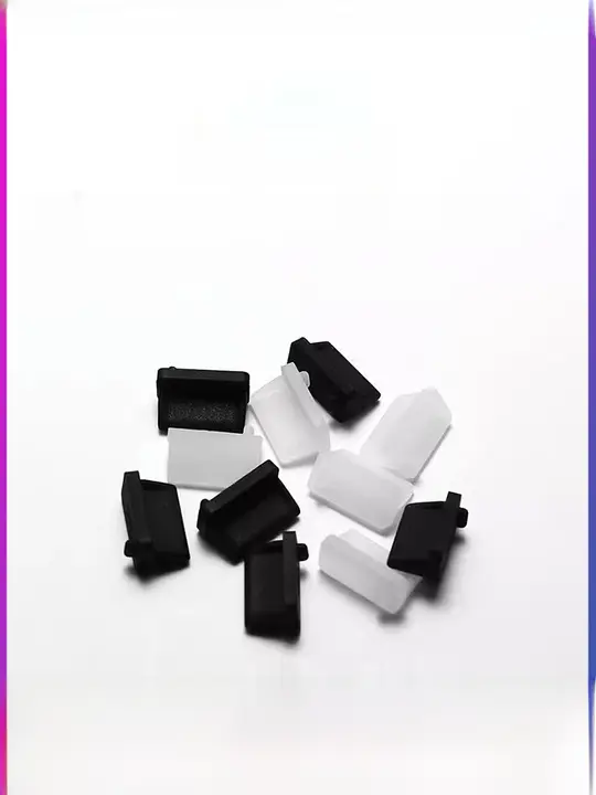 汎用 USB 防塵キャップ【シリコン製・2.0/3.0対応・パソコン／カー充電用】
