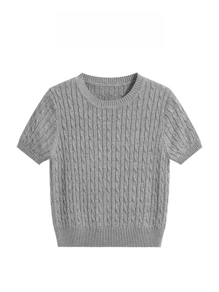 グレー ニット は 夏用短袖ニットTシャツとしての実用性と着こなしのバランスをどう評価するか