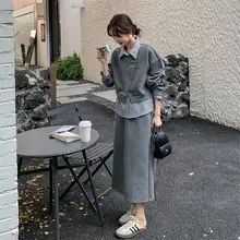ストライプの切替デザイン 薄手スウェットトップス【女性用・ハイウエストミディスカート・春秋向け】（セットアップ対応）