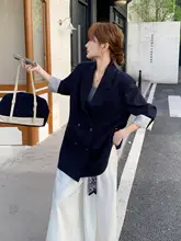 上品な雰囲気のカジュアルブレザー【春秋用・女性用・ゆったりデザイン・深い青色】