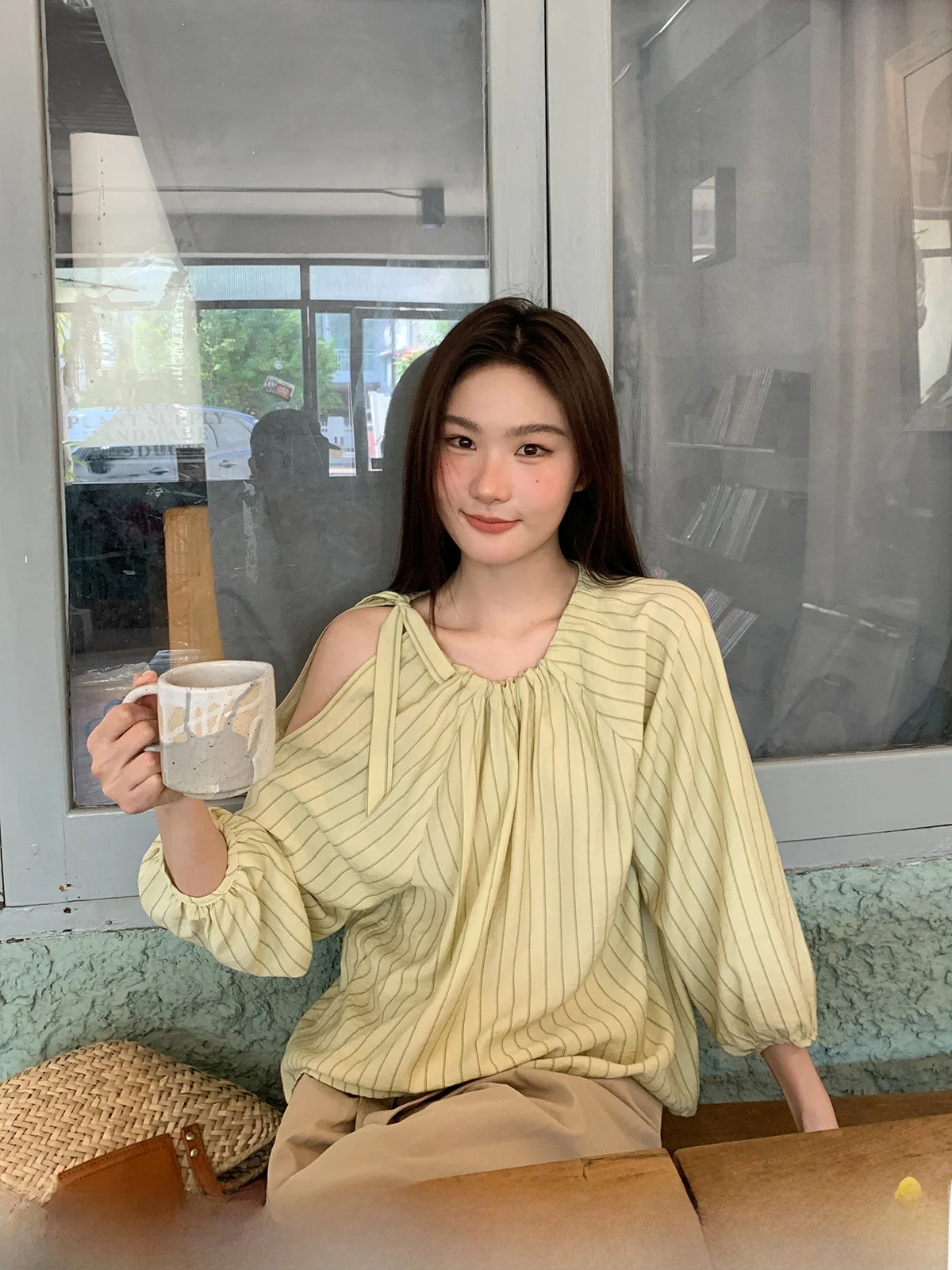 オーバーサイズシャツ コーデ メンズ 夏 おすすめ5選：どう着る？何色がおすすめ？価格帯も徹底解説