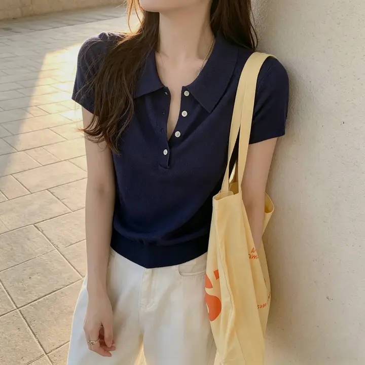 上品なPoloカラーの短袖ニットトップス【女性用・夏に最適・カジュアルデザイン】