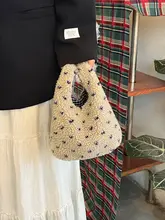 波点デザインの羊羔毛ハンドバッグ【秋冬用・通勤・収納に最適】