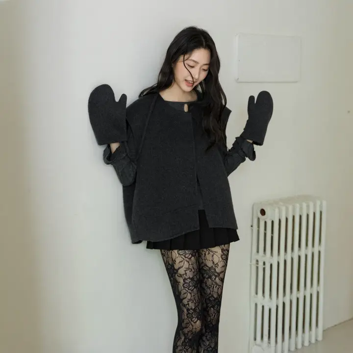 極上の柔らかさのダブルフェイスウールベスト【カジュアルレトロデザイン・ショートコート・手袋付き】