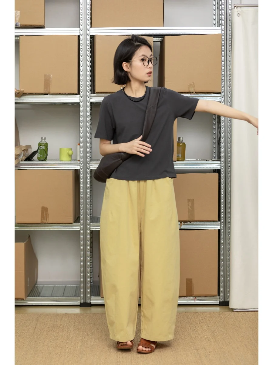 伸びるTシャツは本当に伸びるの？七色Tシャツが解決するカジュアルライフの悩みとは