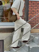 ストレートフィットのデニムパンツ【メンズ・クラシックデザイン・カジュアル】