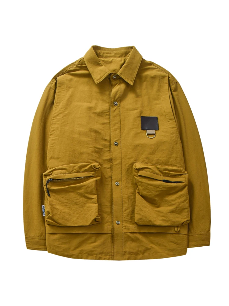 11月に着るかっこいいメンズファッションは、ストリート系のジャケットから始める？