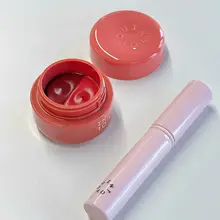 多用途パウチ口紅＆チーク【マット仕上げ・ヌードカラー・チューブ付き】