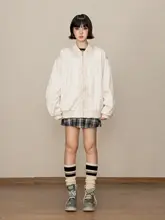 レトロデザイン フリル付き ボンバージャケット【春秋用・女性・ゆったりフィット・ショートタイプ】