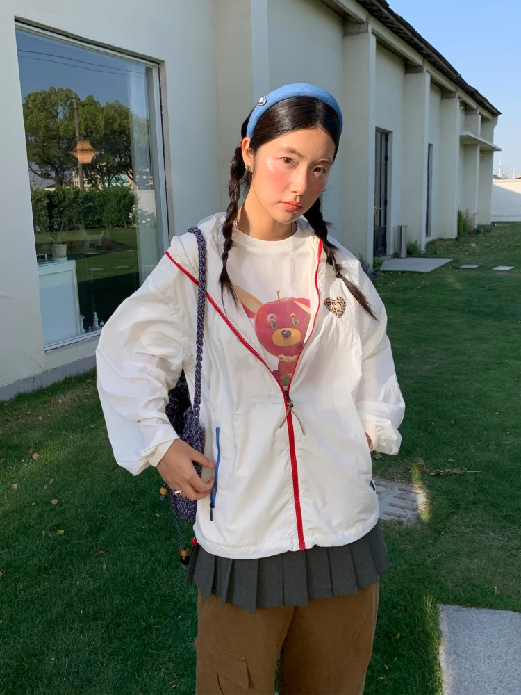 軽量エアリーフィーリング紫外線対策ジャケット：UPF50+で長時間 outdoors に適した通勤・アウトドアスタイル