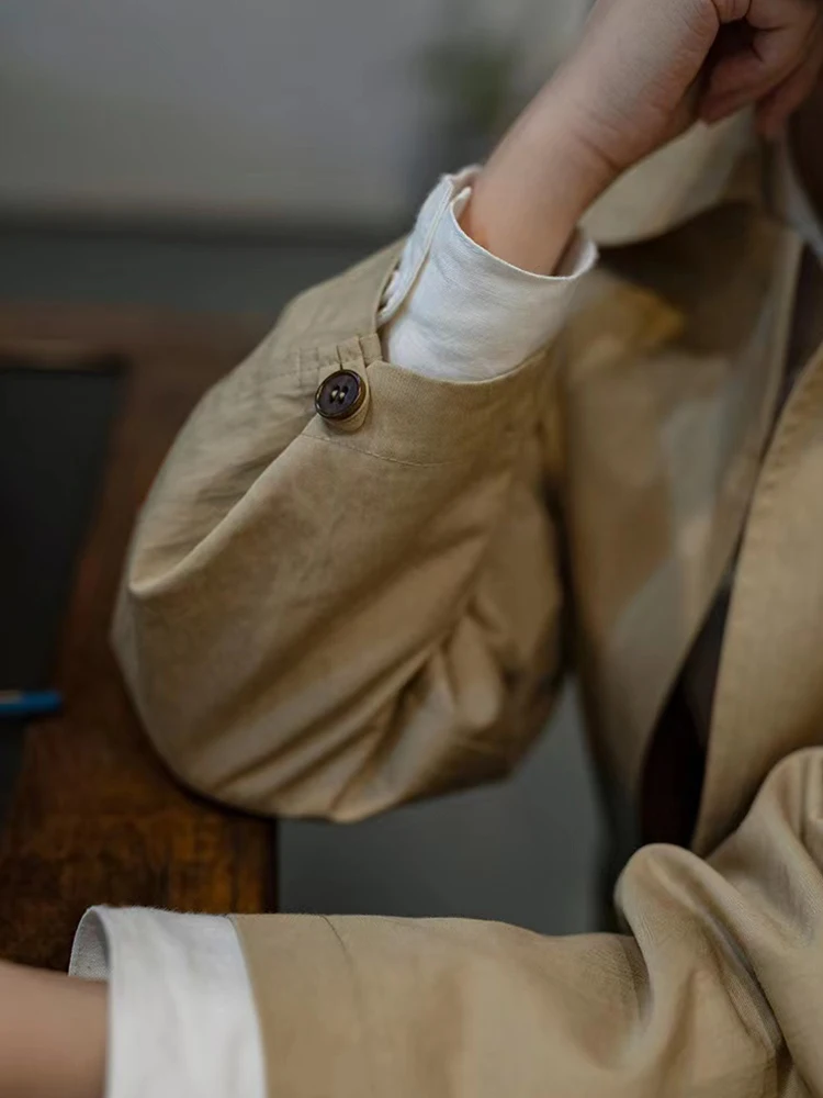 大人可愛い服 40代コーデの完全ガイド｜ルーズフィットトレンチコートの選び方と着こなし