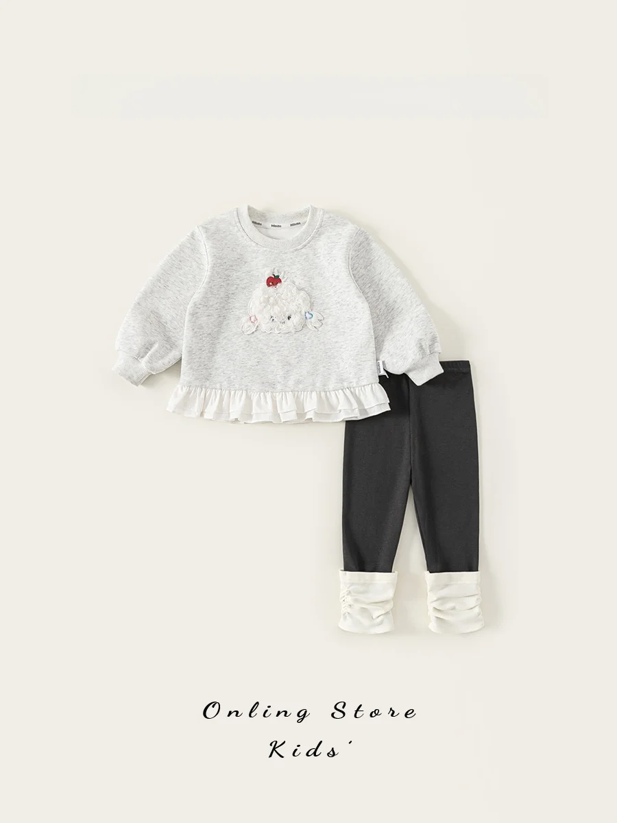 2歳女の子用の可愛らしさと通気性を両立した  春秋服セットアップの選び方