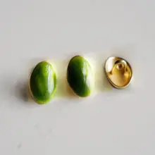 金色の金属台座の緑色プラスチックボタン【英国デザイン・直径15mm】