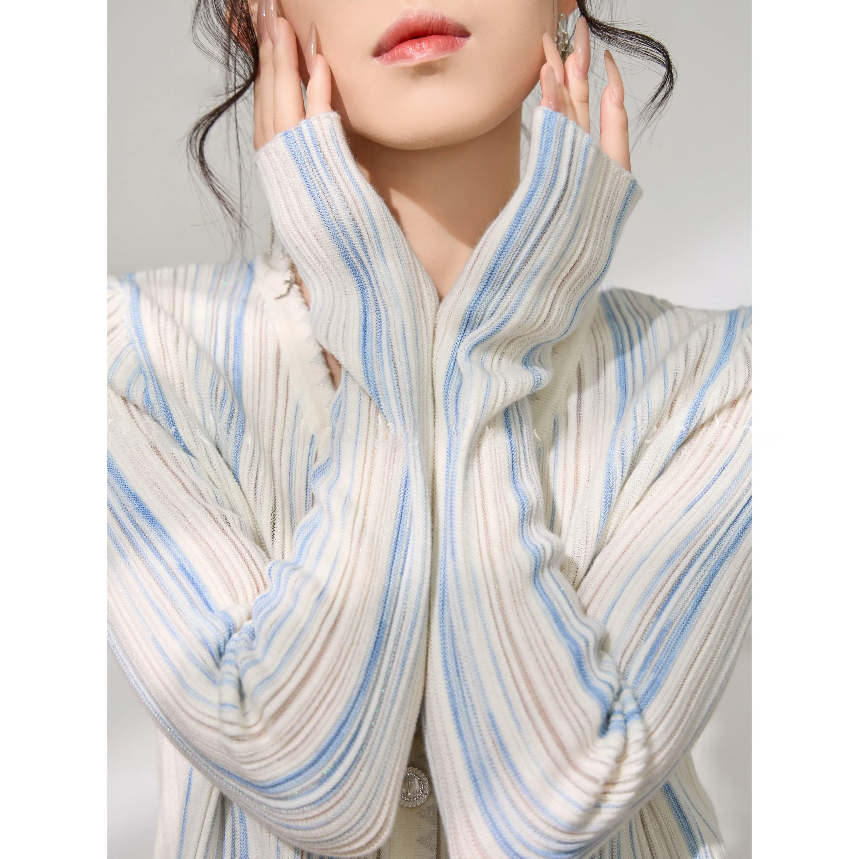 ニット帽に合う服は、実はこれひとつで解決できる？
