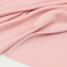 極上の柔らかさのローズピンクサテン生地【ウエディング装飾・滑らかなドレープ】