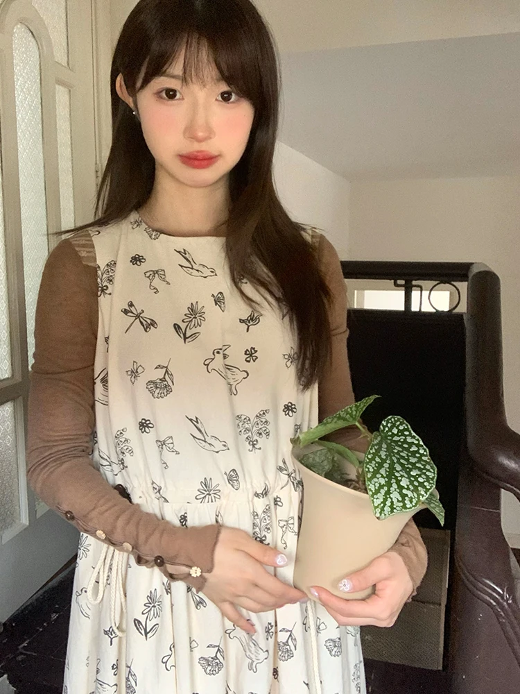 春用の不規則デザイントップスで失敗しないコーデは？