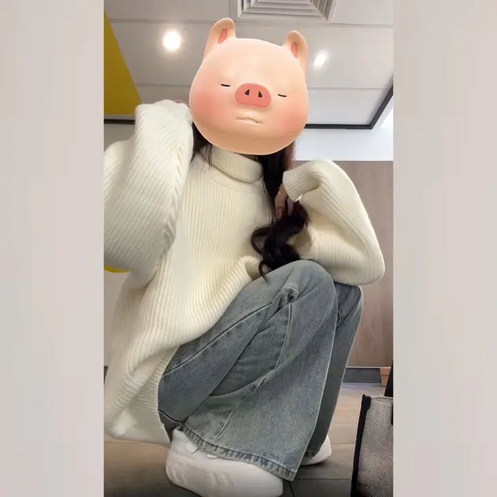 高級感あるハイネックニットトップス【極上の柔らかさ・春向け・カジュアルスタイル】