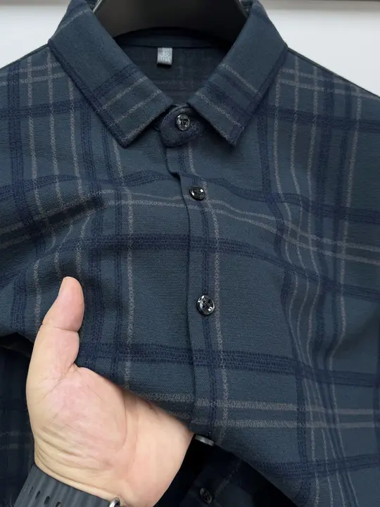 極上の柔らかさの長袖シャツ【ウール混・お手入れ簡単・保温タイプ】