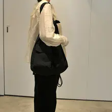 防風素材の学生用バッグ【手持ち・リュック2WAY・大容量・シンプルデザイン】