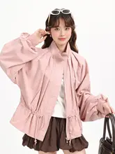 優雅なピンクの立ち襟ジャケット【秋用・ドレープデザイン・スリムフィット】