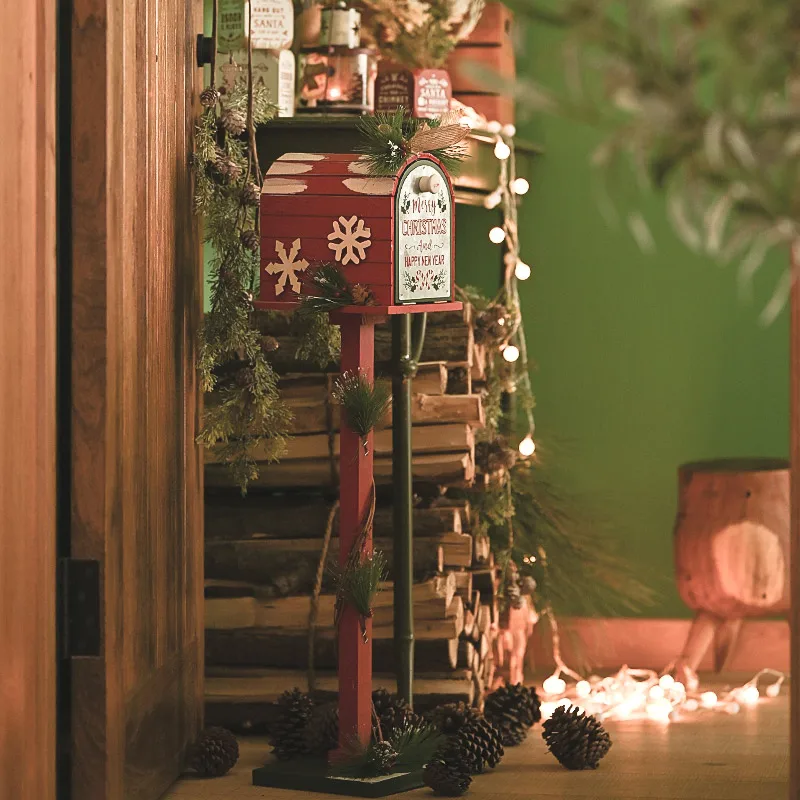 北欧風レトロ木製立てかけ型ポスト：クリスマスインテリアに最適な装飾品
