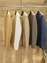 秋冬用シンプルデザインのメンズニットセーター【ウール混紡・暖かさと快適さ】