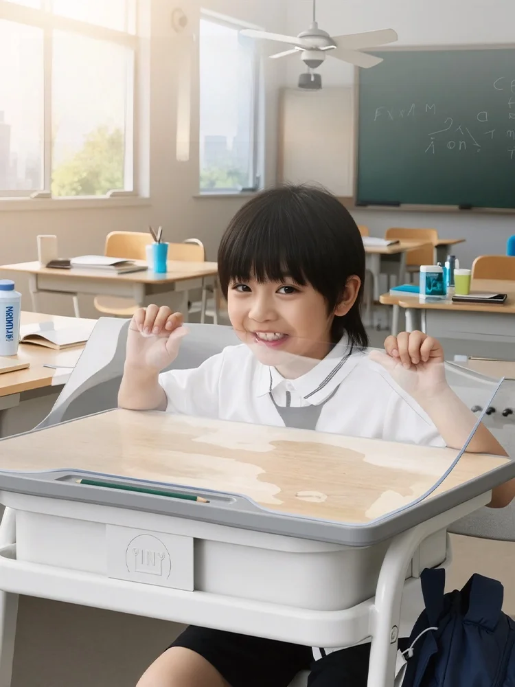 透明デスク保護マット：幼児の字を書くための安全で耐久性のある学習環境を実現