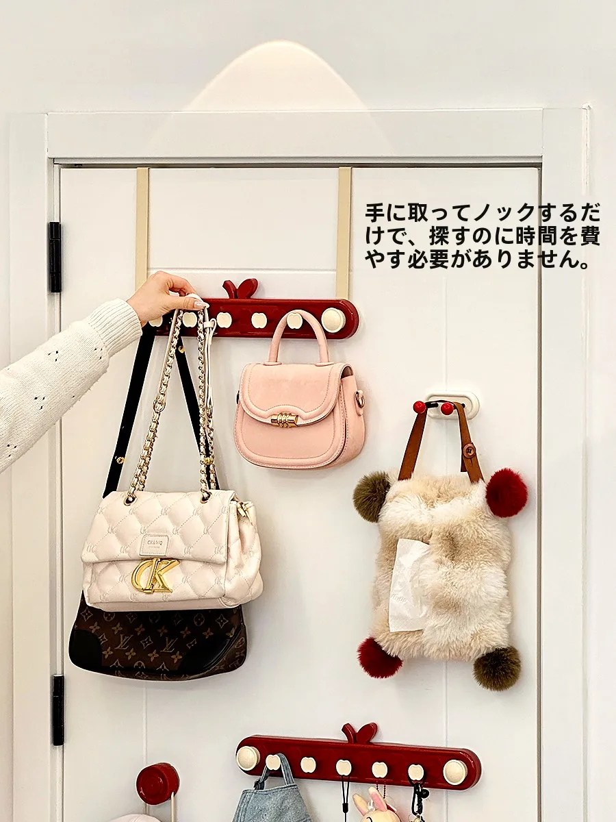 ボタン ホール ゴムの実用性：免打孔タイプで衣類を安定的に吊り下げられる仕組み