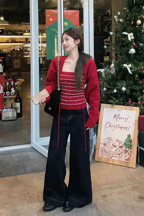 クリスマスレッドニットカーディガン【リボン付き・ビーズストライプ・バストトップ対応】（セットアップ対応）