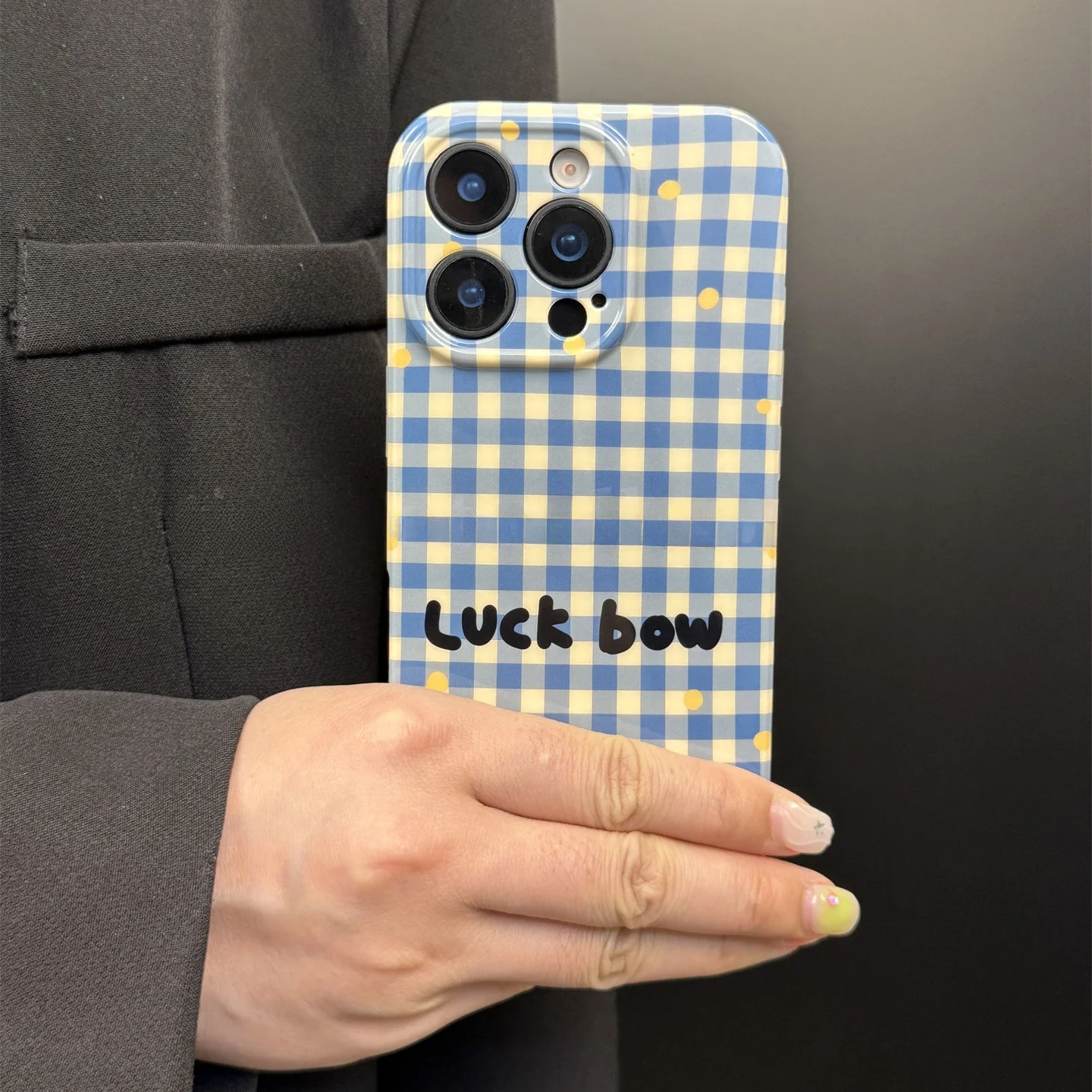 かわいい青いチェック柄の星形ぬいぐるみスタンドストラップ：スマートフォン用の小物アクセサリー