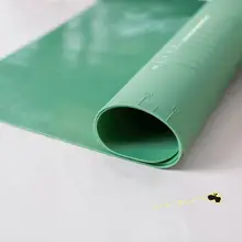 シリコン製のベーキングマット【テクスチャー付き・計量付き・クッキング用】