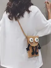 個性的なデザイン！草編みスマホポシェット【カジュアル・斜め掛け】