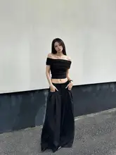 肩出しデザインのブラック短袖Tシャツ【女性用・スリムフィット・夏用】