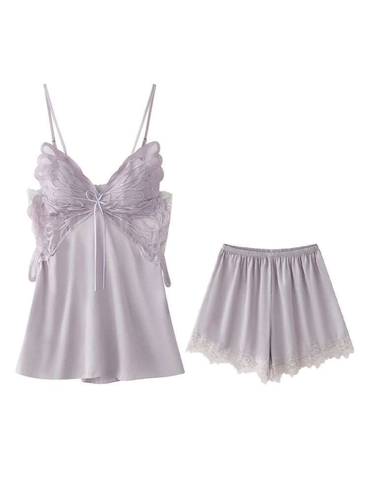 夏の寝るとき、涼しい服を選ぶべき理由は？