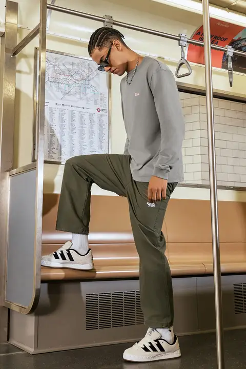 UZIS カーゴ ジョガーパンツ メンズ アメリカン風 ストレート ドローコード バスケットボール 練習用 トレーニング カジュアル 丈夫「UZIS」