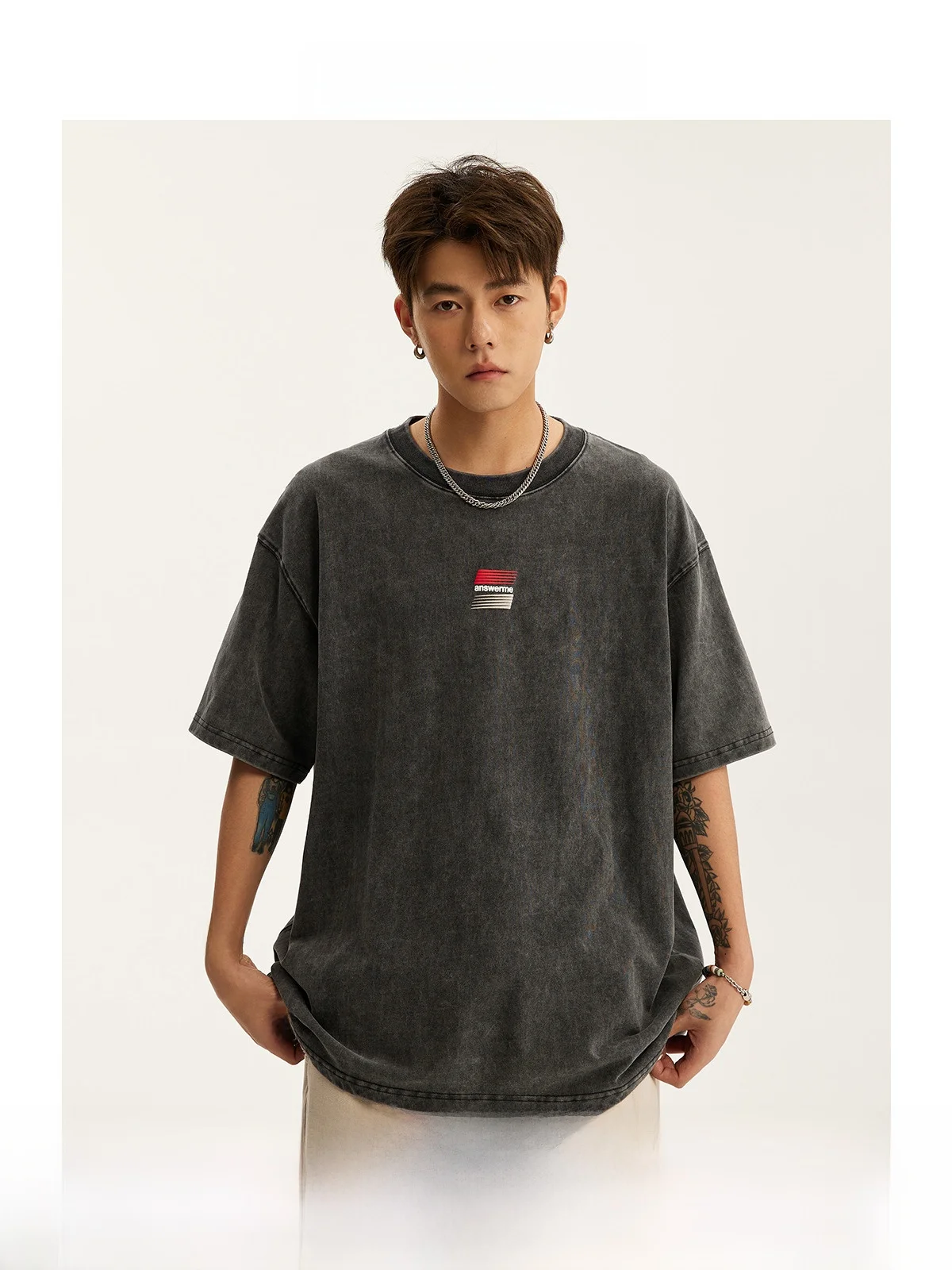 泥汚れや黄ばみに強いTシャツはどこにいるの？ヴィンテージ風の半袖Tシャツが解決するリアルな使い方