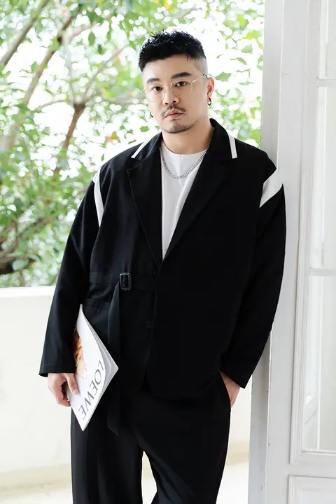 デザイン性のある大きいサイズ メンズカジュアルジャケット【春秋用・カラーブロック・フィット】