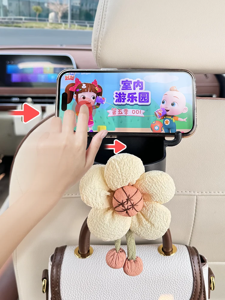 車載用マルチフック：座席背面収納に最適な女性用バッグ収納の実用性とデザイン解析