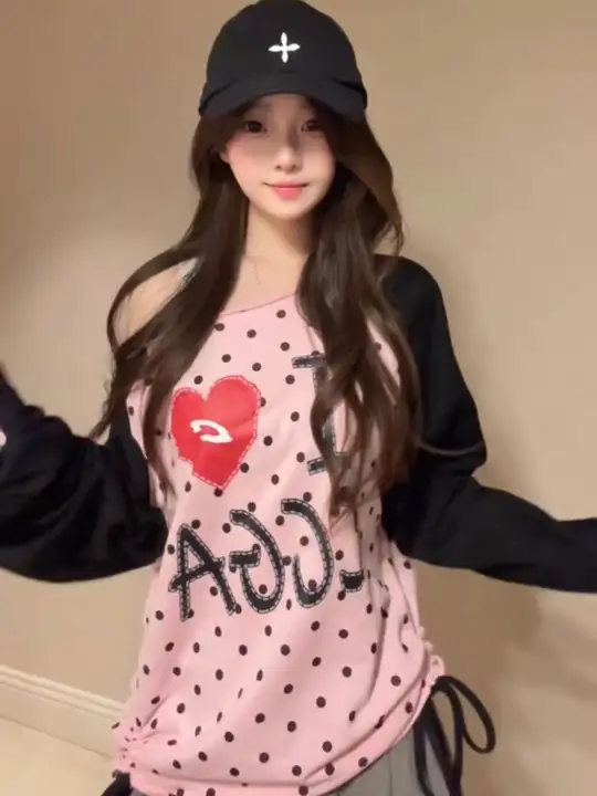 ハート柄 ドットデザインの長袖Tシャツ【春秋用・ゆったりシルエット・カジュアル】