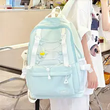 薄荷グリーンのリュックサック【カジュアル・大容量・女子用】