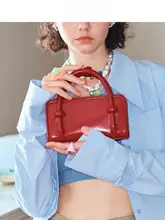 MUVA 斜め掛けスマホポーチ【赤・本革・小型・女性用】