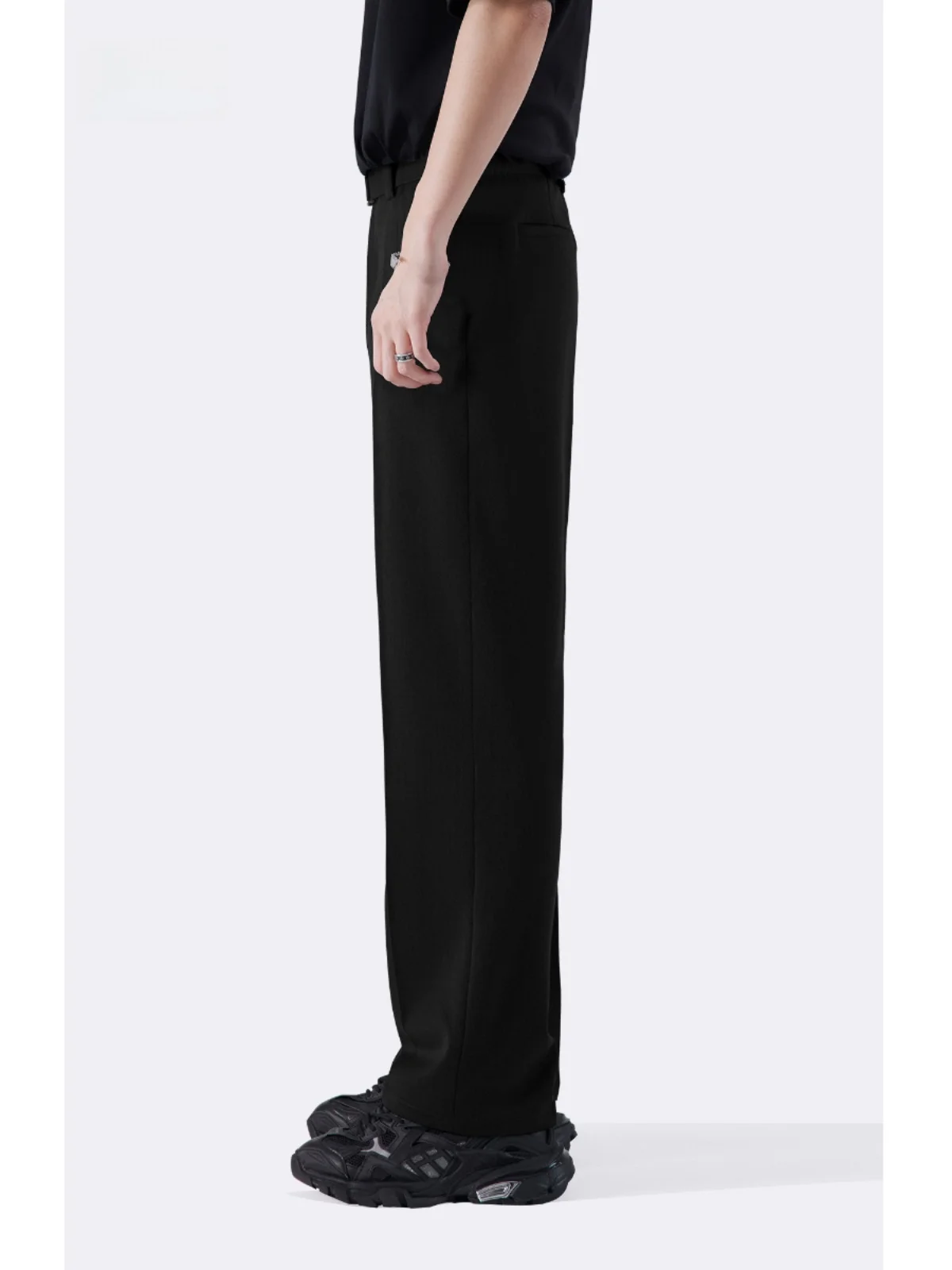 メンズ ロング 服で悩むなら、これひとつで解決できる？