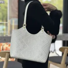 非遺産スタイルのトートバッグ【U型・大容量・ショルダー・通勤用】